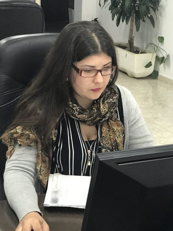 laura